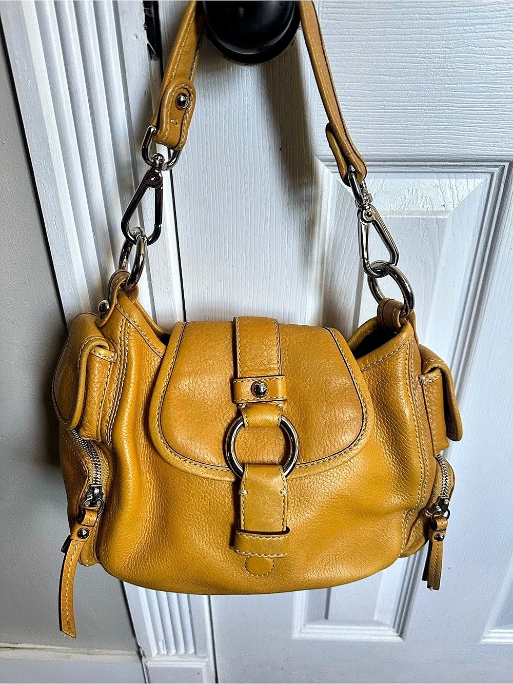 Banana Republic Heavy Leather Hobo Bag Saddle in yellow squash - Picture 1 of 5